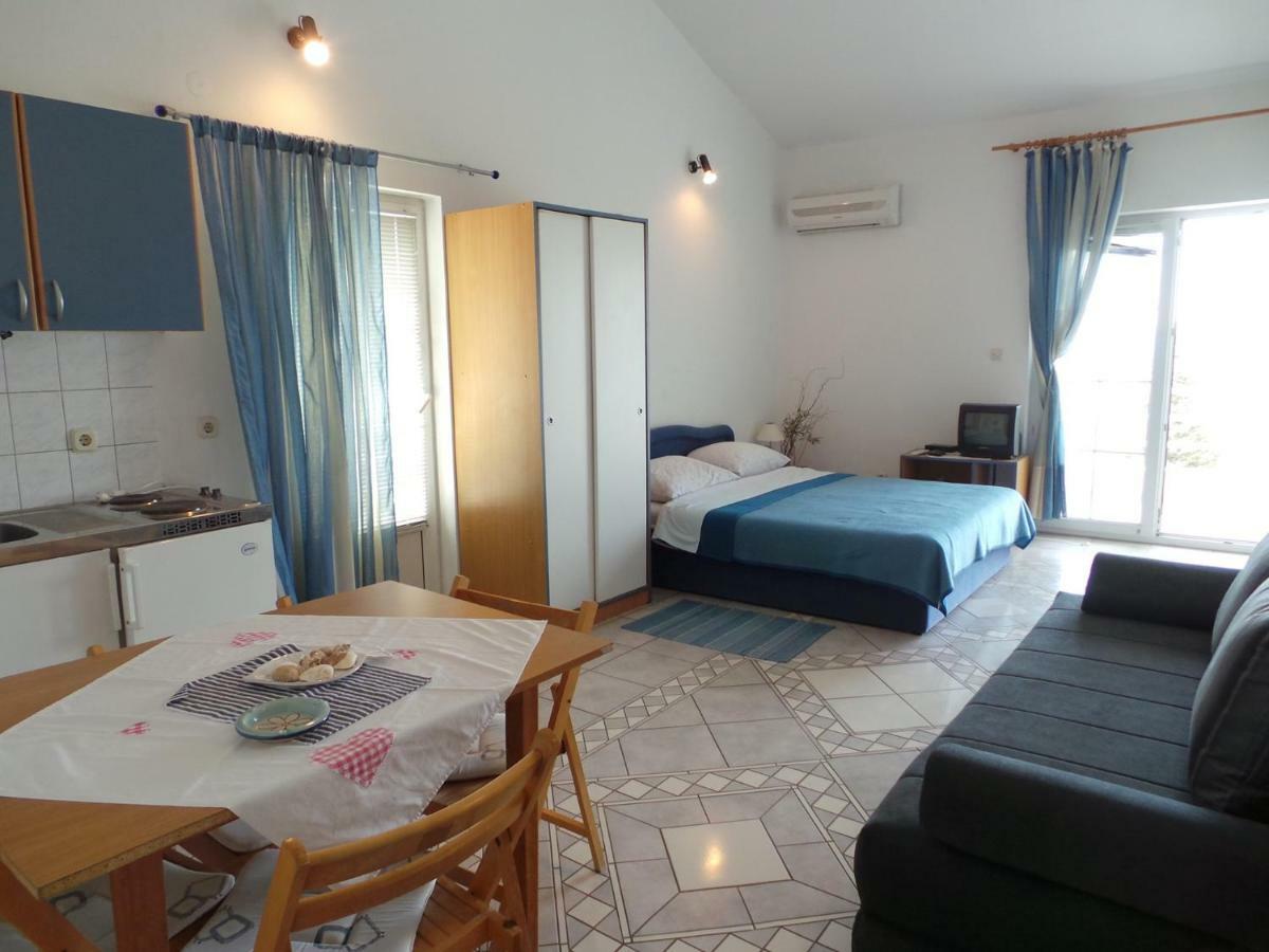 Apartmani Vjera Ribarica Buitenkant foto
